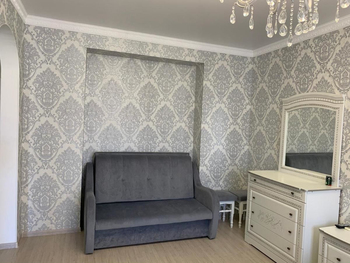 Апартаменты Сдаётся 1-комнатная квартира в г. Гагра Гагра-14