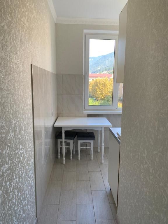 Апартаменты Сдаётся 1-комнатная квартира в г. Гагра Гагра-22