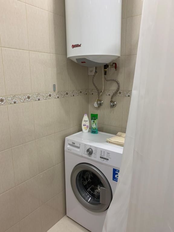 Апартаменты Сдаётся 1-комнатная квартира в г. Гагра Гагра-30