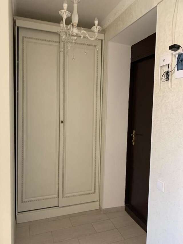 Апартаменты Сдаётся 1-комнатная квартира в г. Гагра Гагра-25